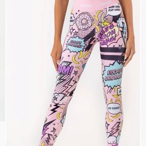 Stronger label of Sweden premium punch tights